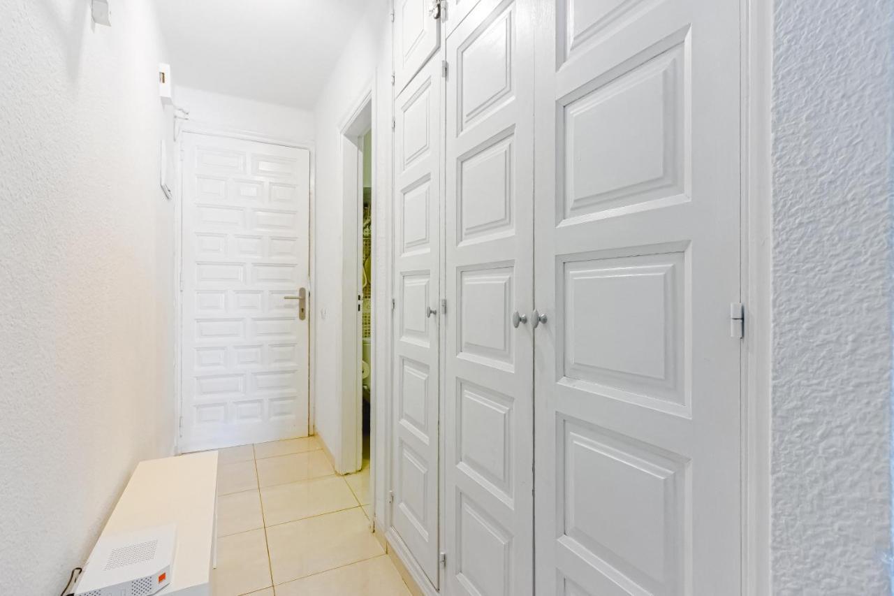 Fantastic Large Studio In Front Of Beach Heated Pool Wifi Арона Экстерьер фото