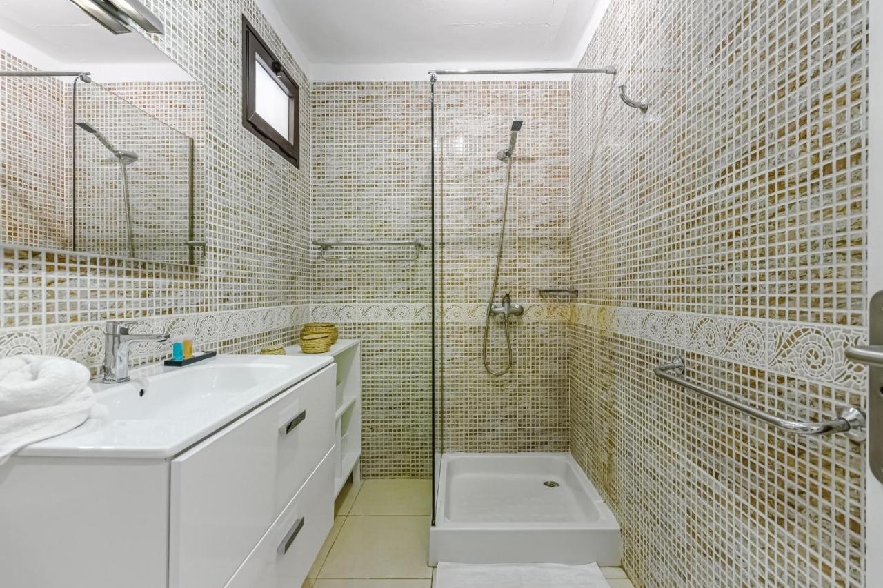 Fantastic Large Studio In Front Of Beach Heated Pool Wifi Арона Экстерьер фото